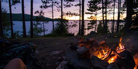 Hinterland: A Chilling Survival Odyssey Through the Canadian Wilderness!